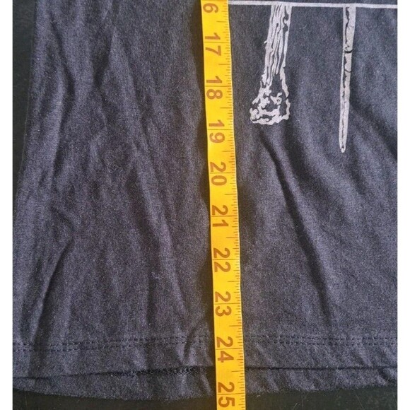 Harry Potter Juniors T-Shirt Small New The Wand Chooses The Wizard Graphic Tee - Picture 5 of 6